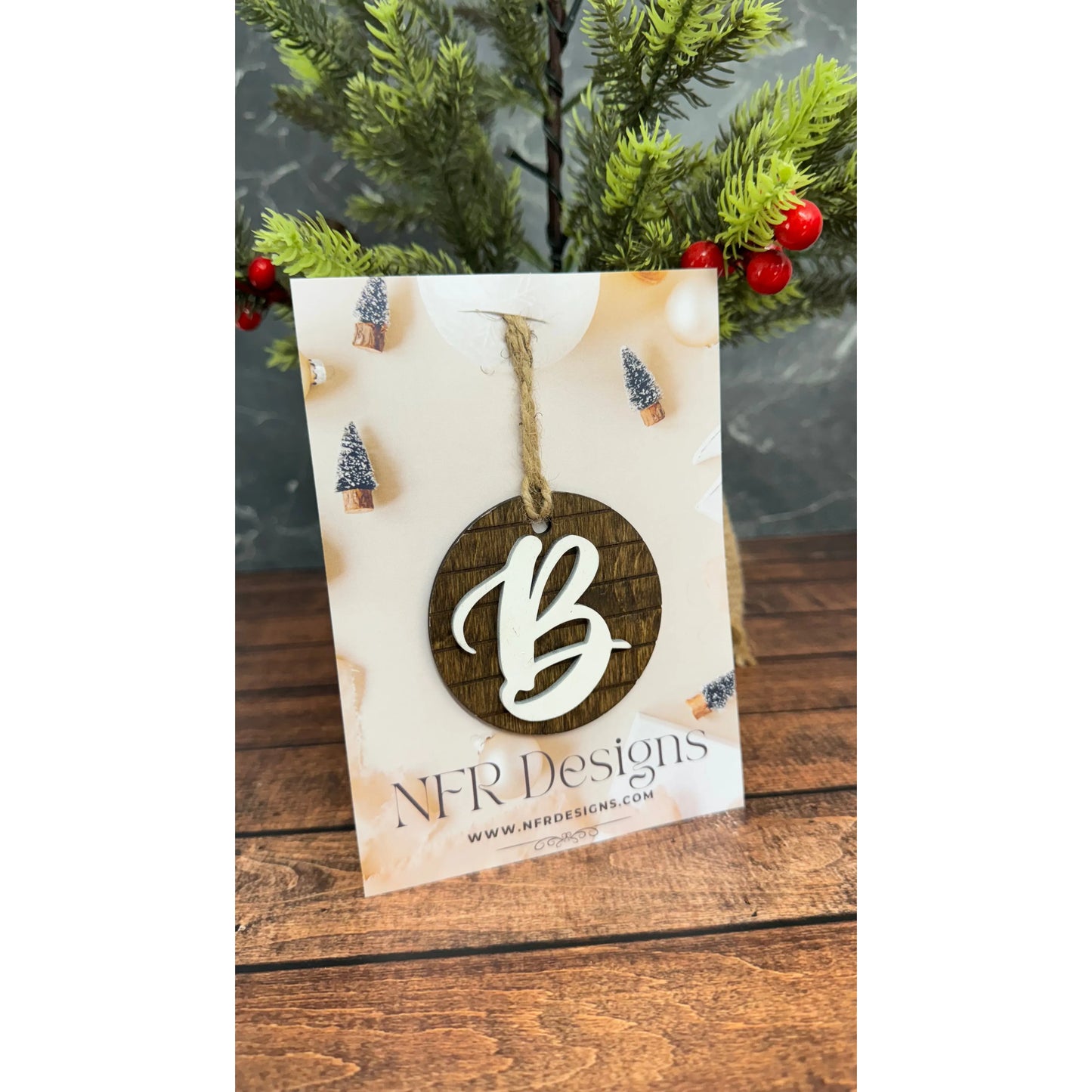 Shiplap Initial Christmas Ornament - Cursive Font Christmas Ornament B - Cursive White letter/Dark backing