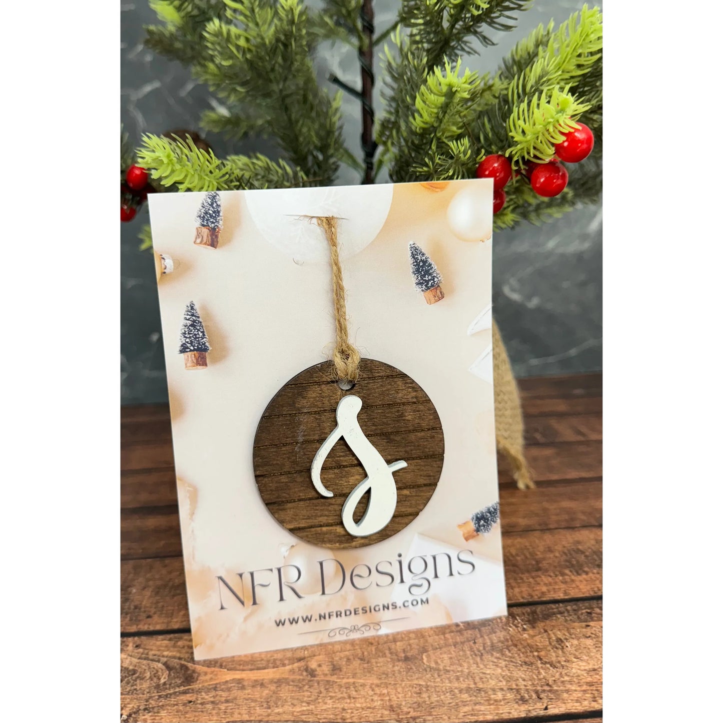 Shiplap Initial Christmas Ornament - Cursive Font Christmas Ornament S - Cursive White letter/Dark backing