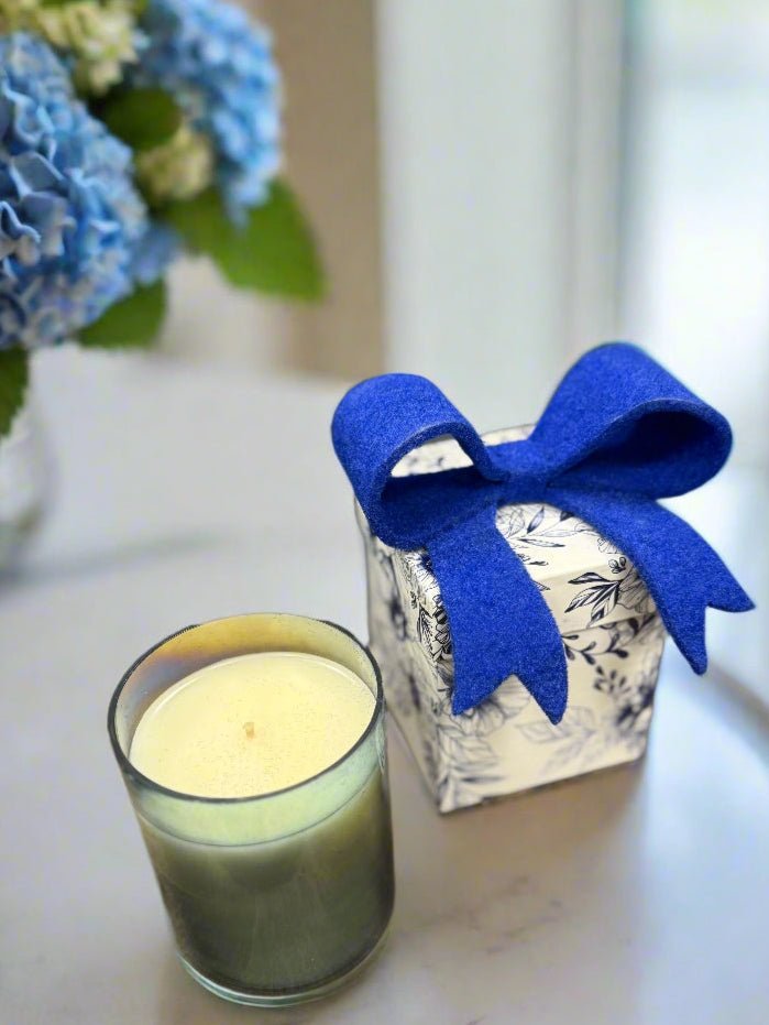 Blue Hydrangea Luxury Bow Candle, 14oz Luxury Scented Candle, Relaxing Home Decor, Perfect Gift for Her or Special Occasions
