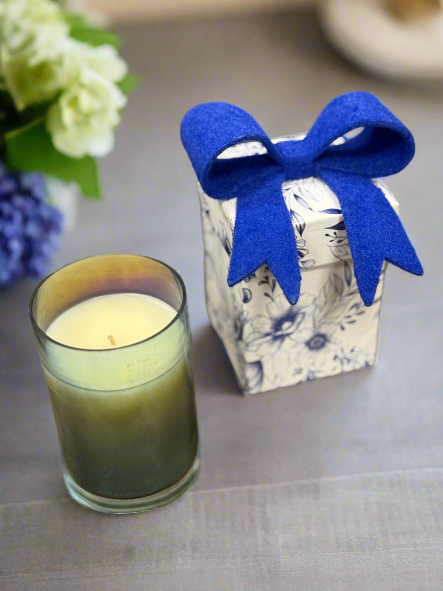 Blue Hydrangea Luxury Bow Candle, 8oz Luxury Scented Candle, Relaxing Home Decor, Perfect Gift for Her or Special Occasions