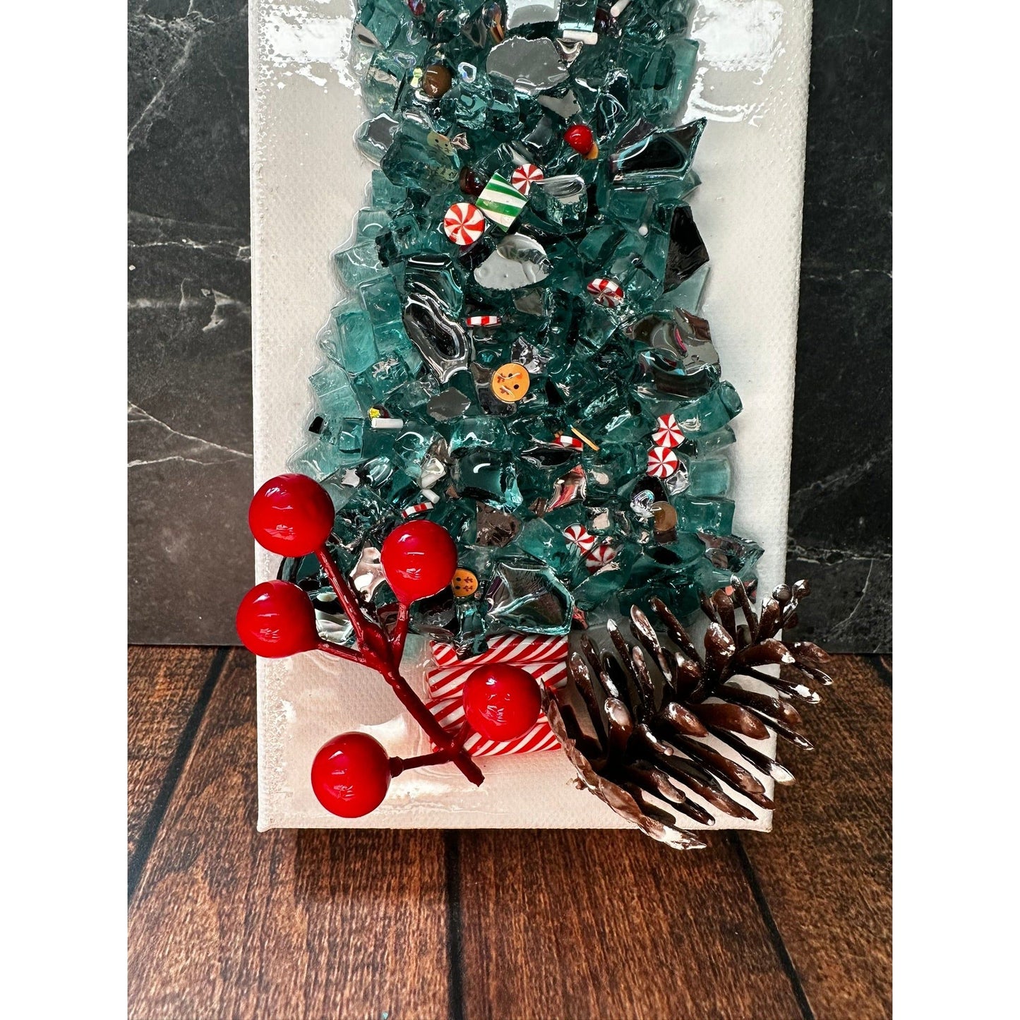 Candy Cane Christmas Tree Resin Frame - Nifty Decor & More