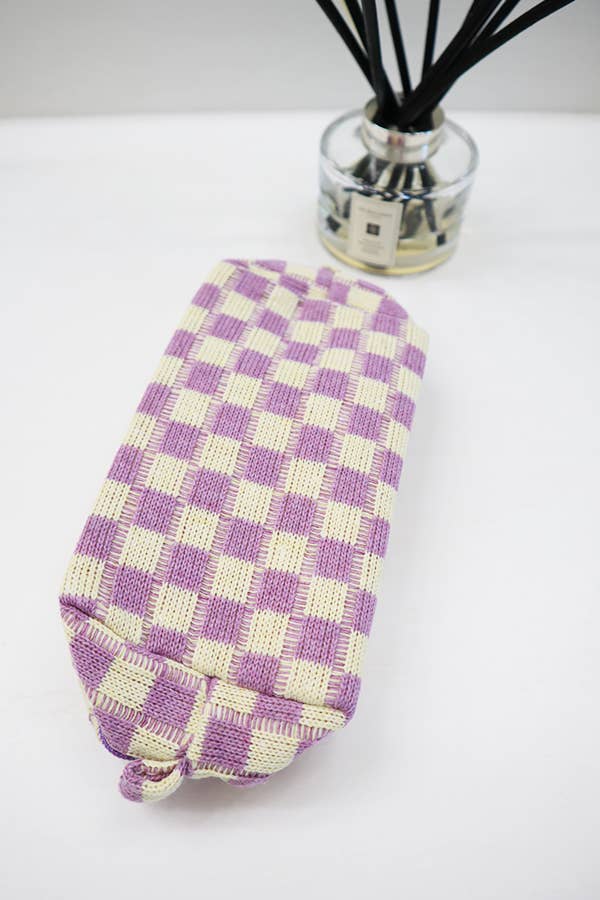 Checkered Knitted Cosmetic Bag, Cozy Textured Makeup Case, Perfect Gift for Her, Handmade Beauty Organizer