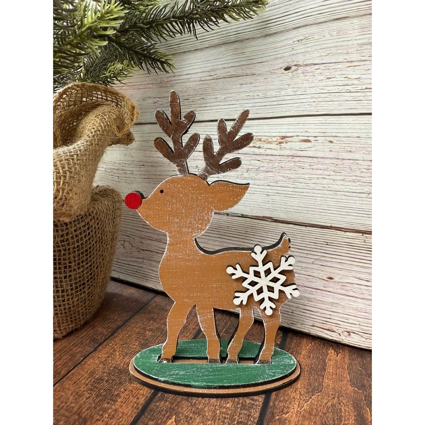 Christmas Eve Décor - 4 PC Set - Nifty Decor & More