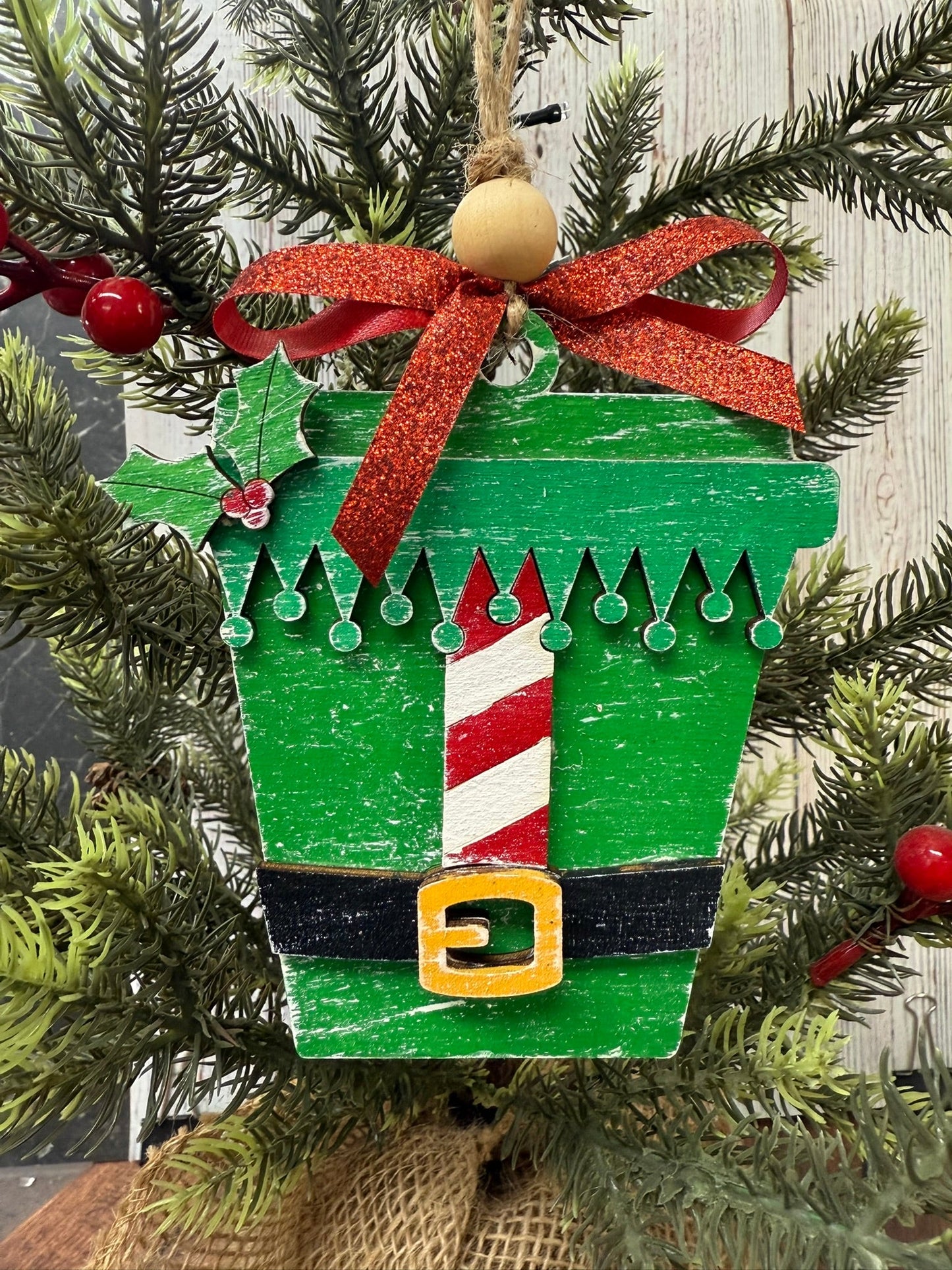 Christmas Latte Ornaments - Nifty Decor & More