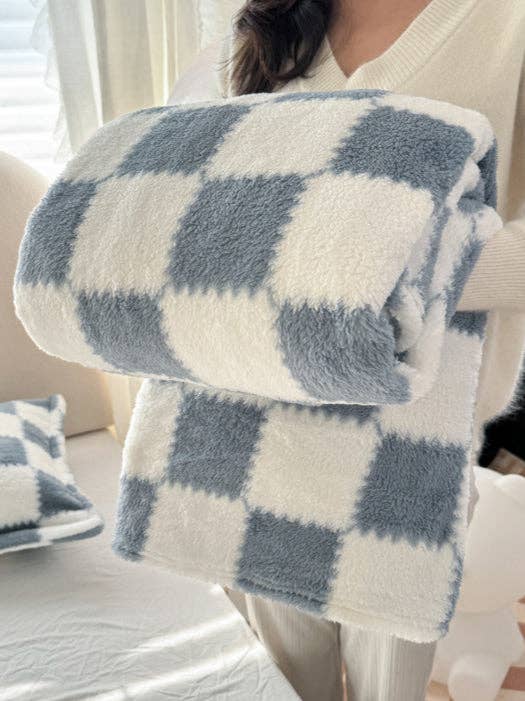 Personalized Checkered Fleece Blanket, Pink or Blue Blankets Blue M