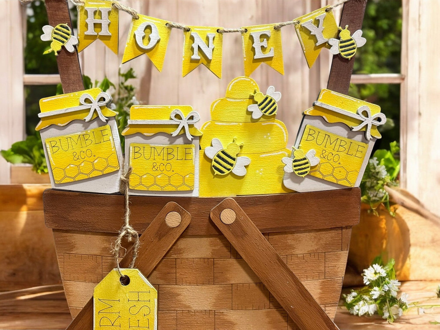 Farm Fresh Honey Weave Basket, Cute Bumble Bee Decor Shelf Sitter for Springtime Charm, Great Gift for Nature Enthusiasts