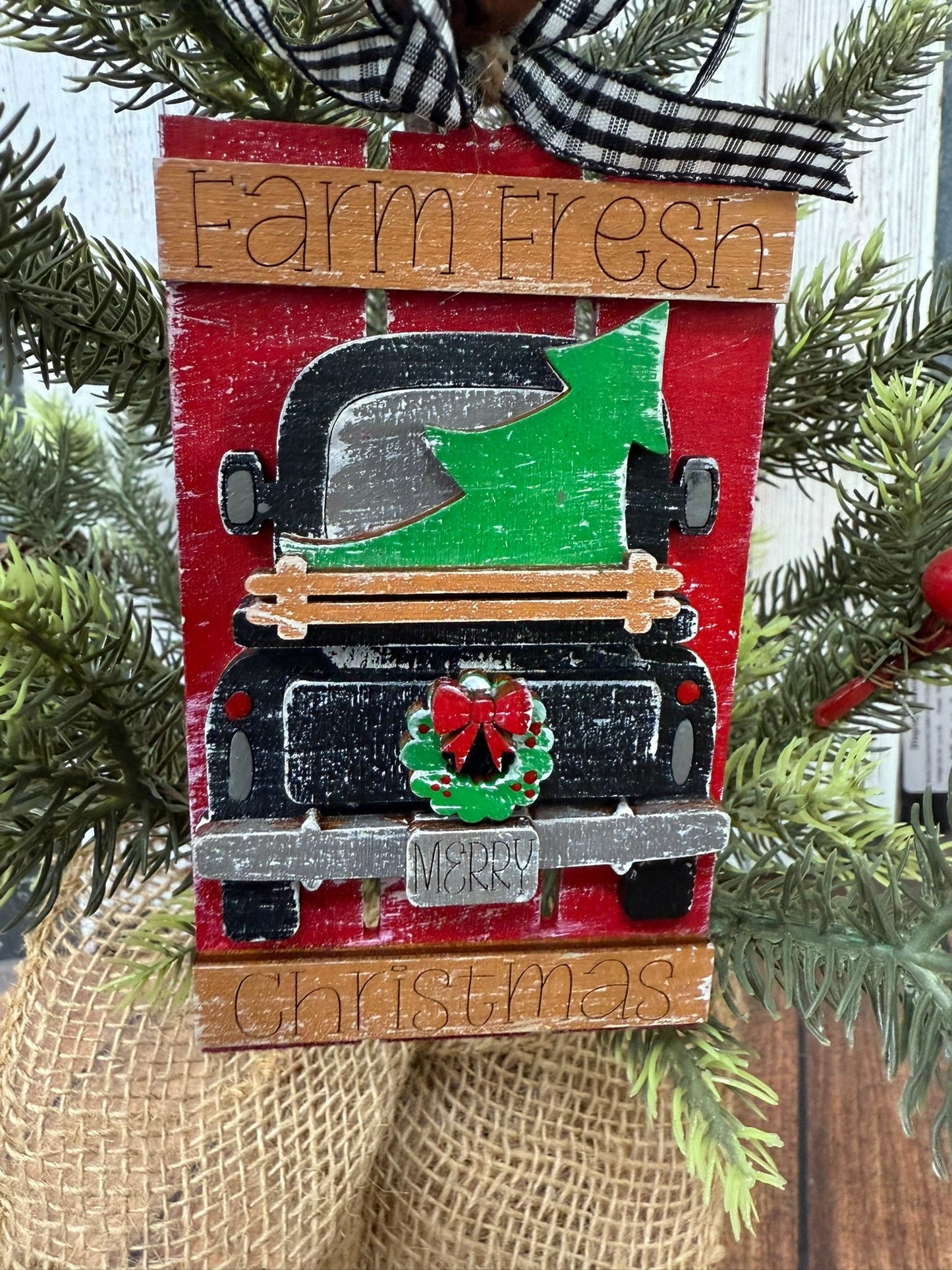 Farmhouse Christmas Pallet Ornaments - Nifty Decor & More