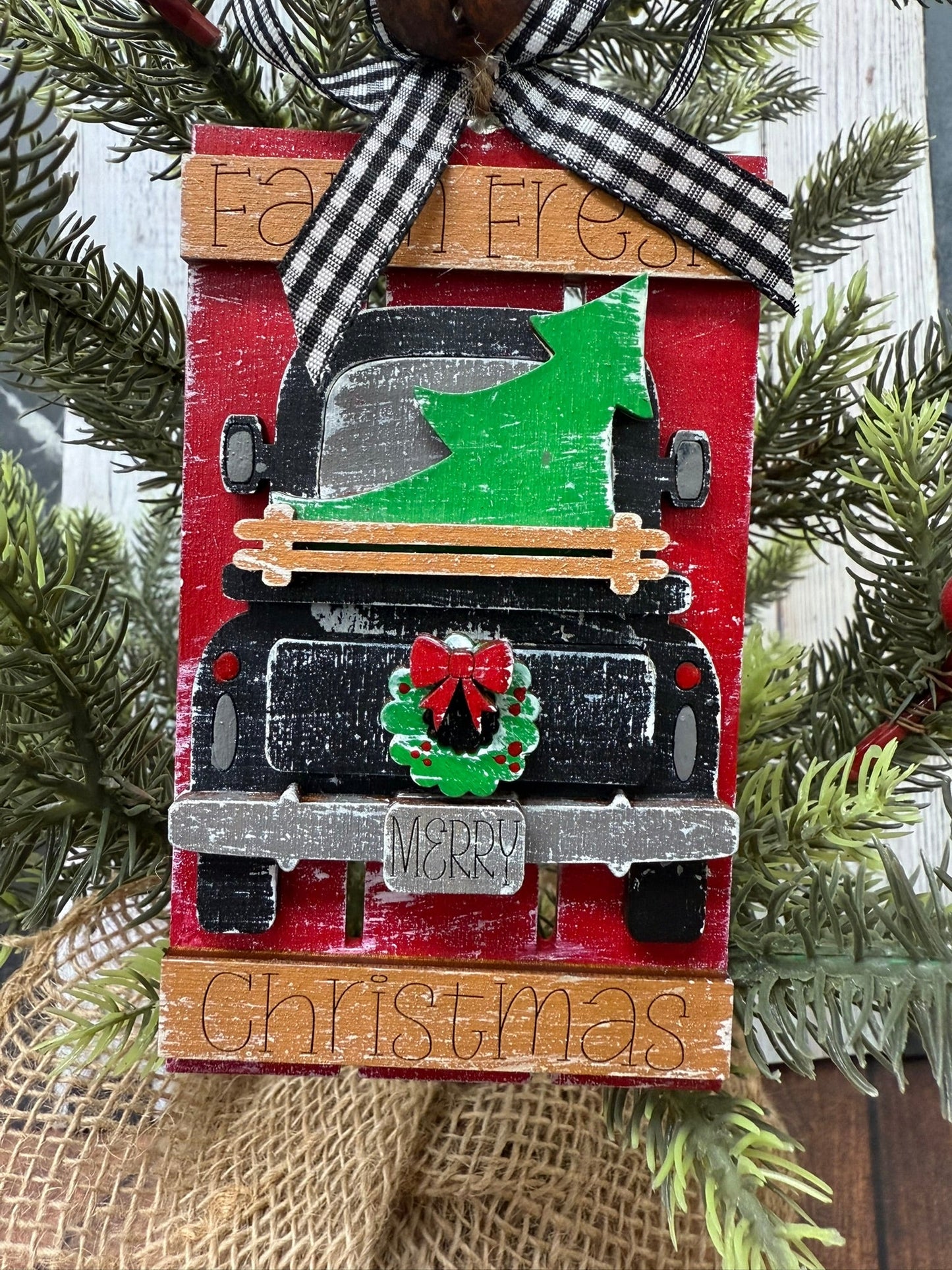 Farmhouse Christmas Pallet Ornaments - Nifty Decor & More