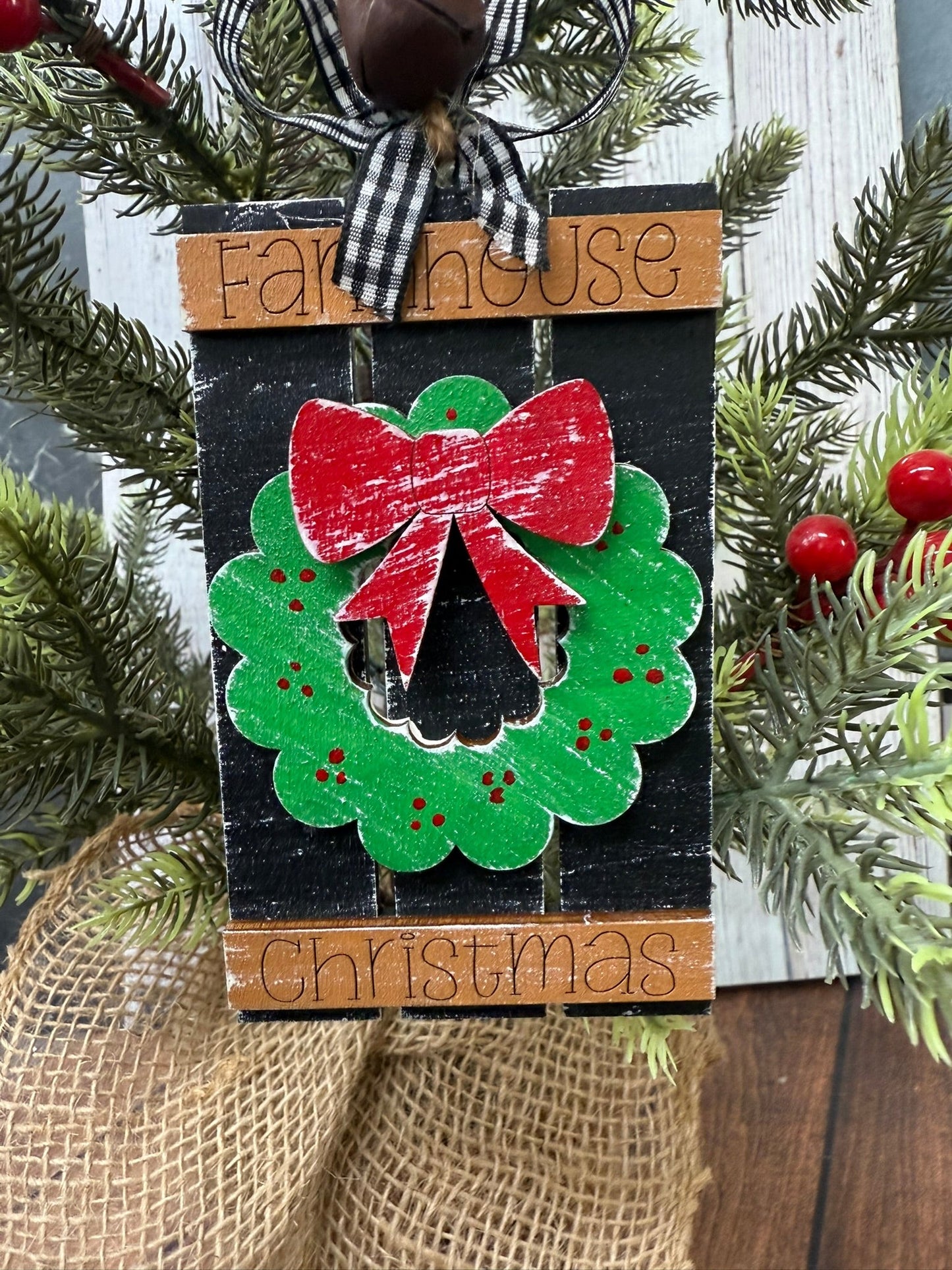 Farmhouse Christmas Pallet Ornaments - Nifty Decor & More