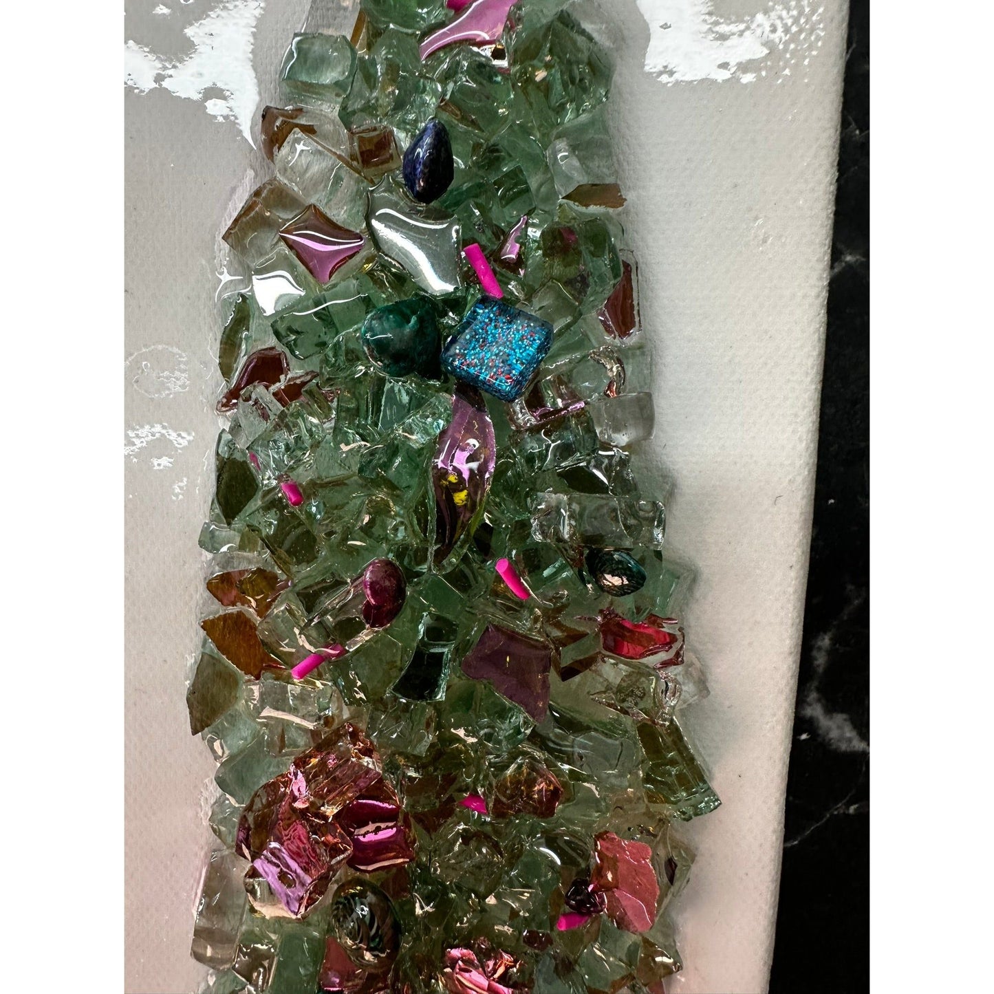 Flamingo Christmas Tree Resin Frame - Nifty Decor & More