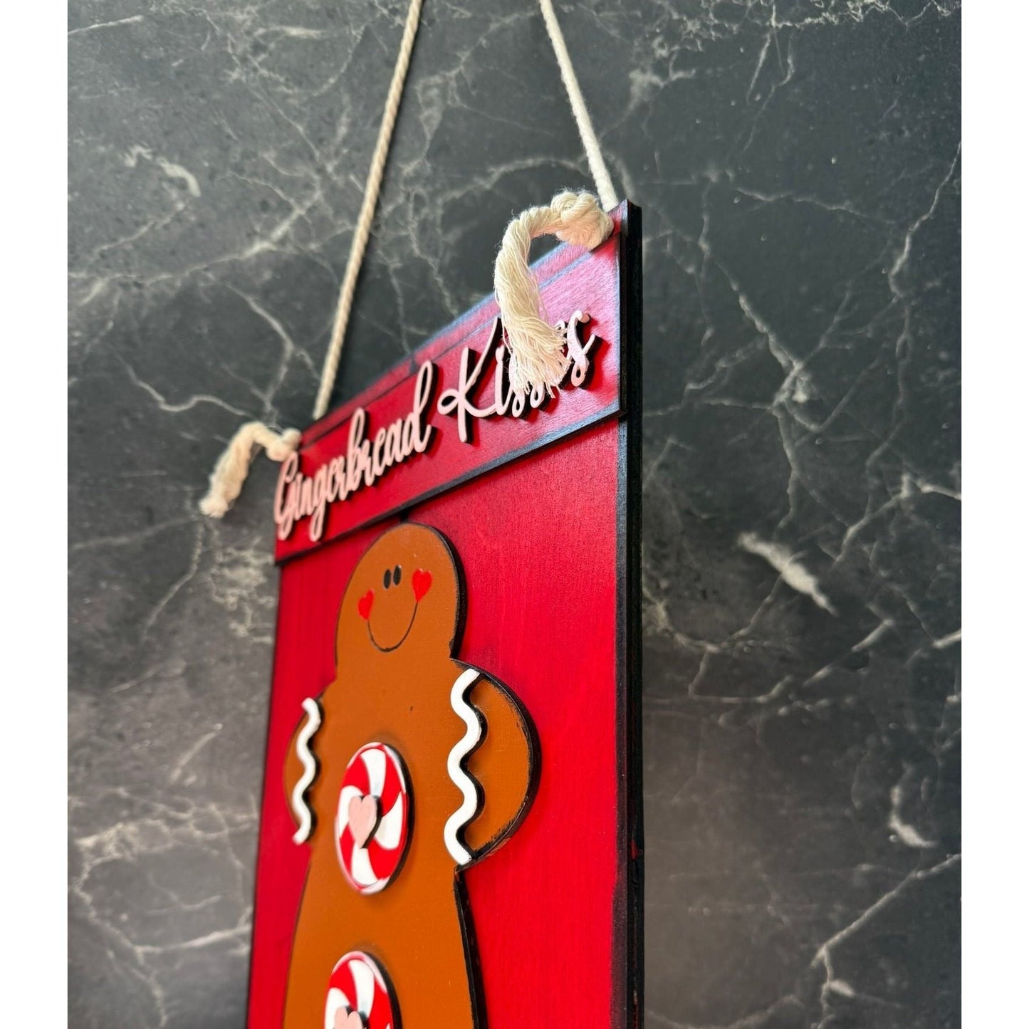 Gingerbread Kisses Pallet Sign - Nifty Decor & More