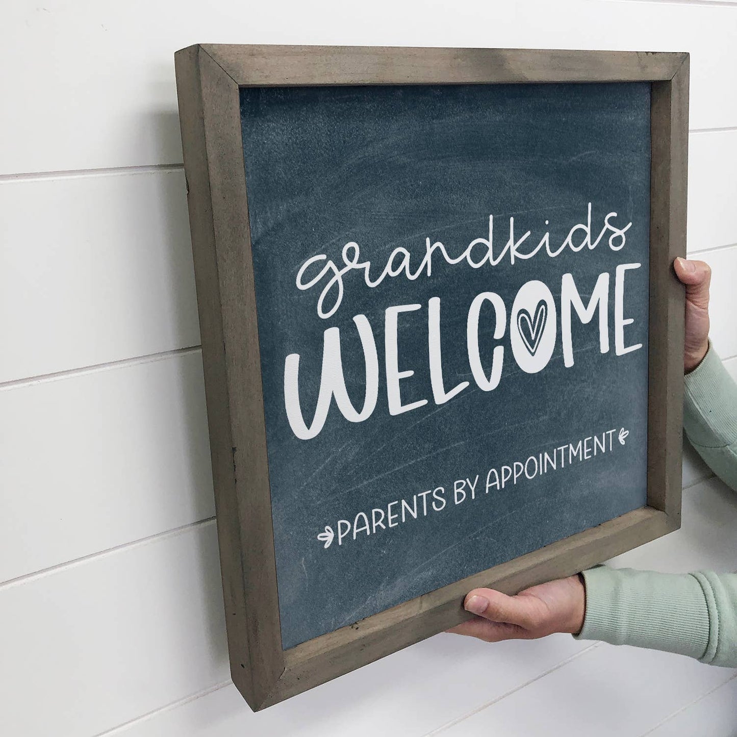 Grandkids Welcome Sign | Adorable Home Decor for Grandparents | Family & Kids Wall Art | Perfect Gift for Grandparents' Home
