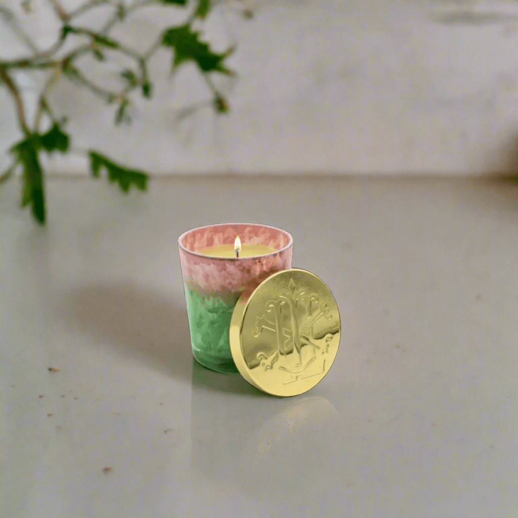 Green Apple Scented Candle 10 oz with Lid, Handcrafted Aromatherapy Candle in Colorful Glass, Great Gift for Spa Lovers Candle Holder