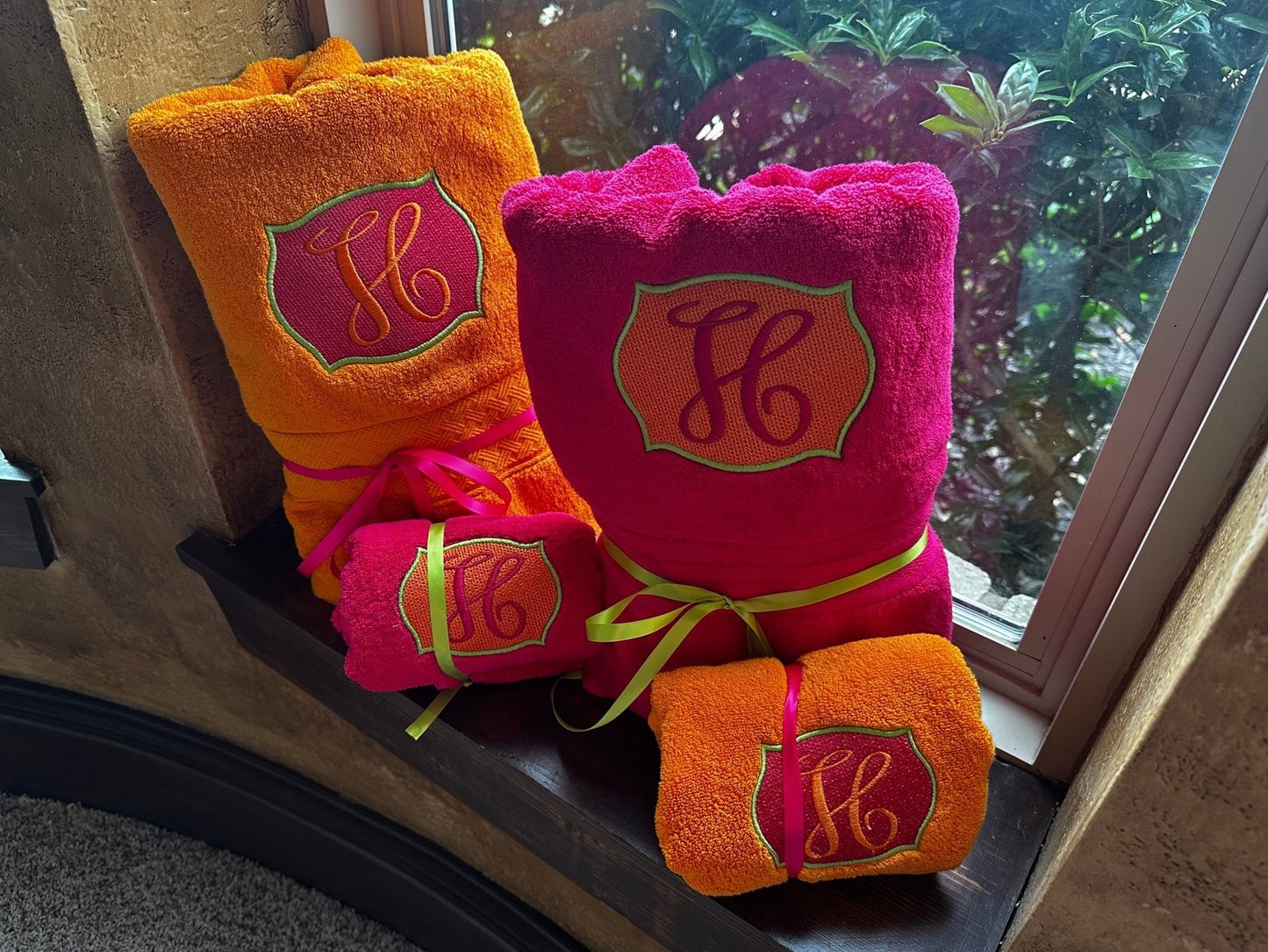 Hand & Bath Towels - Nifty Decor & More