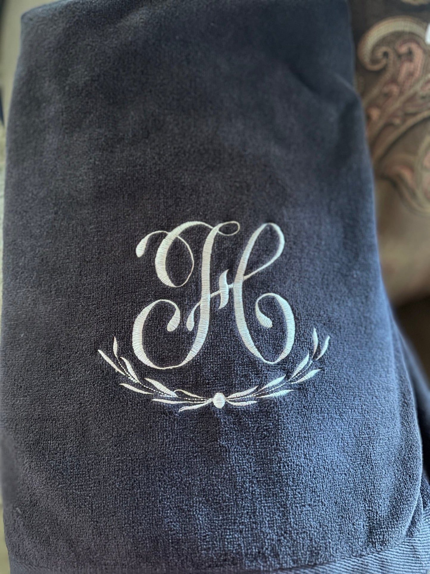 Hand & Bath Towels - Nifty Decor & More
