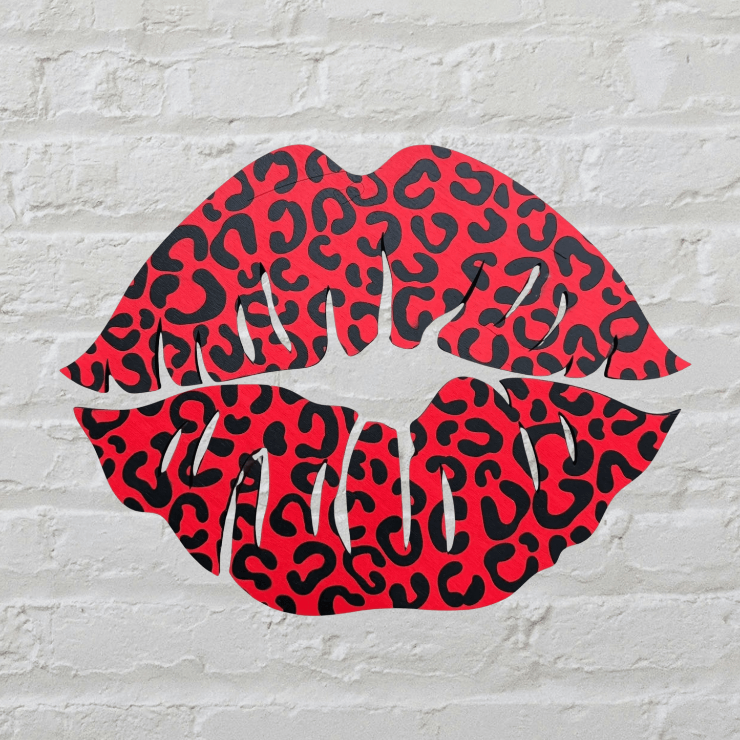 Leopard Print Red Black Lips Wall Hanger, Preppy Eye-Catching Animal Print Wall Art for Trendy Spaces, Perfect Gift for Bold Decor Fans Wall Decor