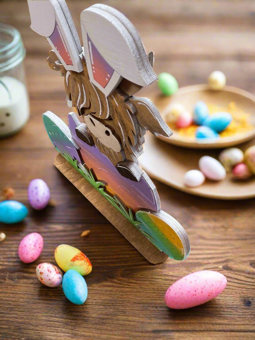 Peekaboo Easter Highland Stand