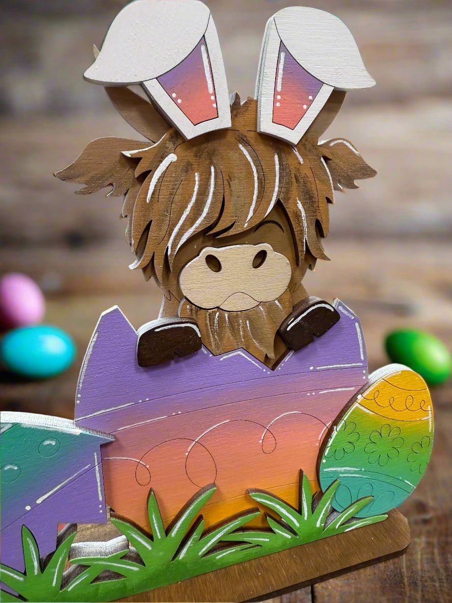 Peekaboo Easter Highland Stand