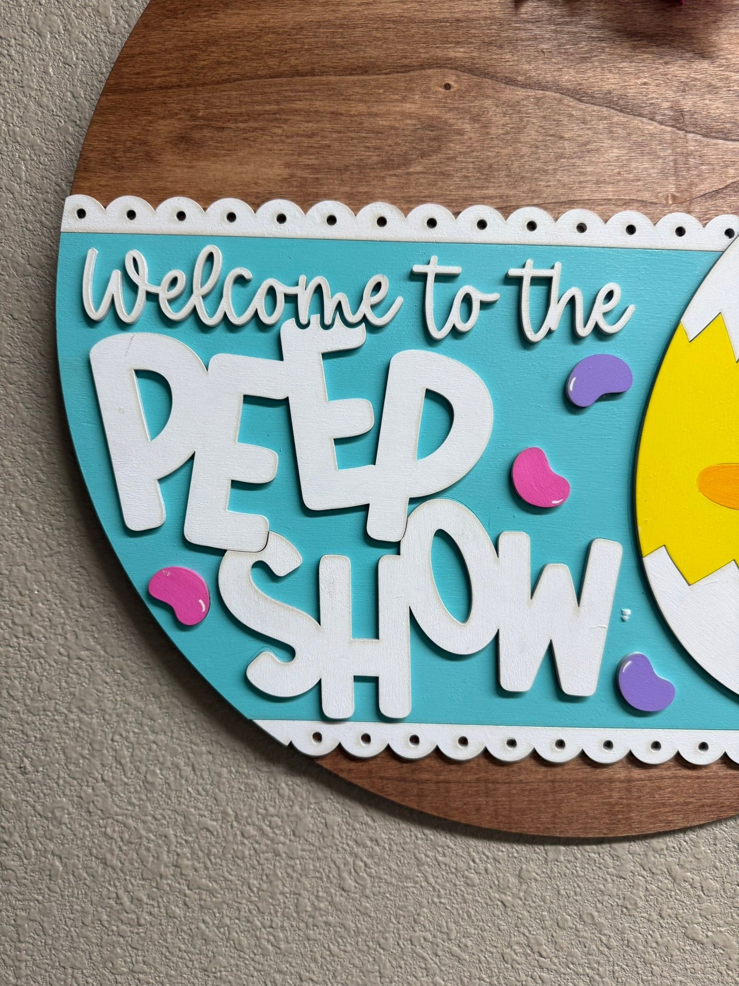 Peep Show Welcome Hanger