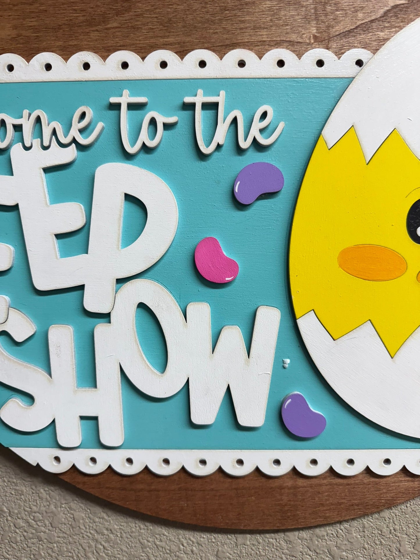 Peep Show Welcome Hanger