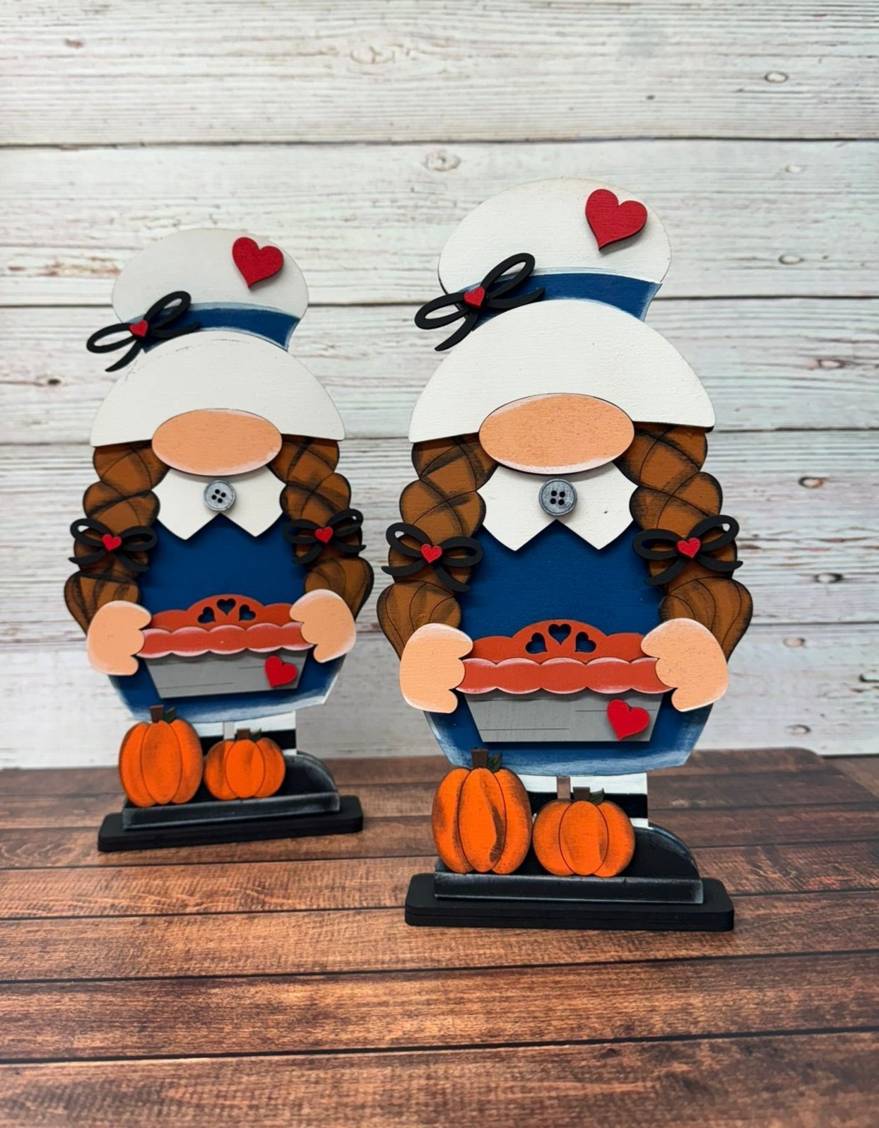 Pilgrim Girl Gnome