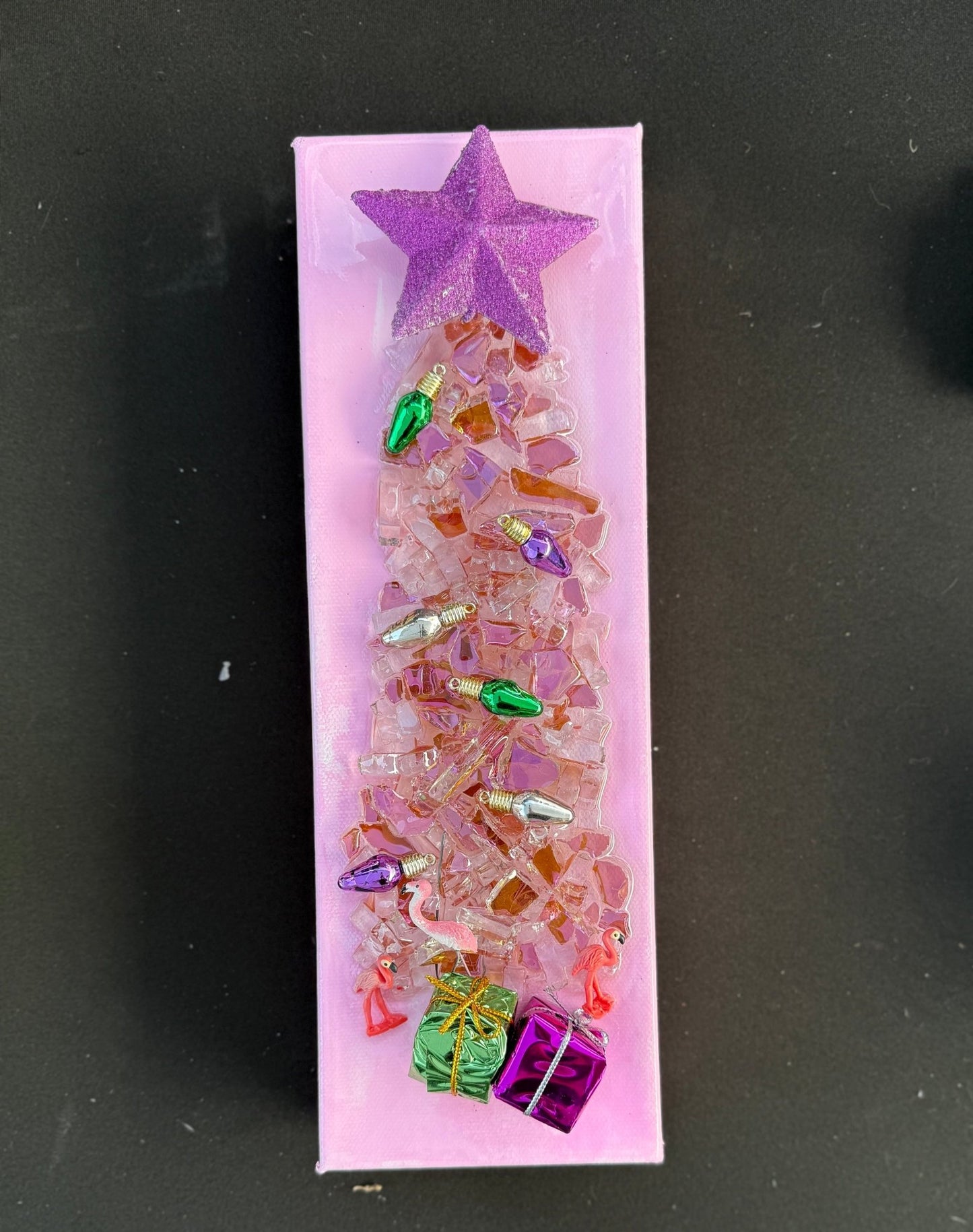 Pink Flamingo Christmas Tree Resin Frame - Nifty Decor & More
