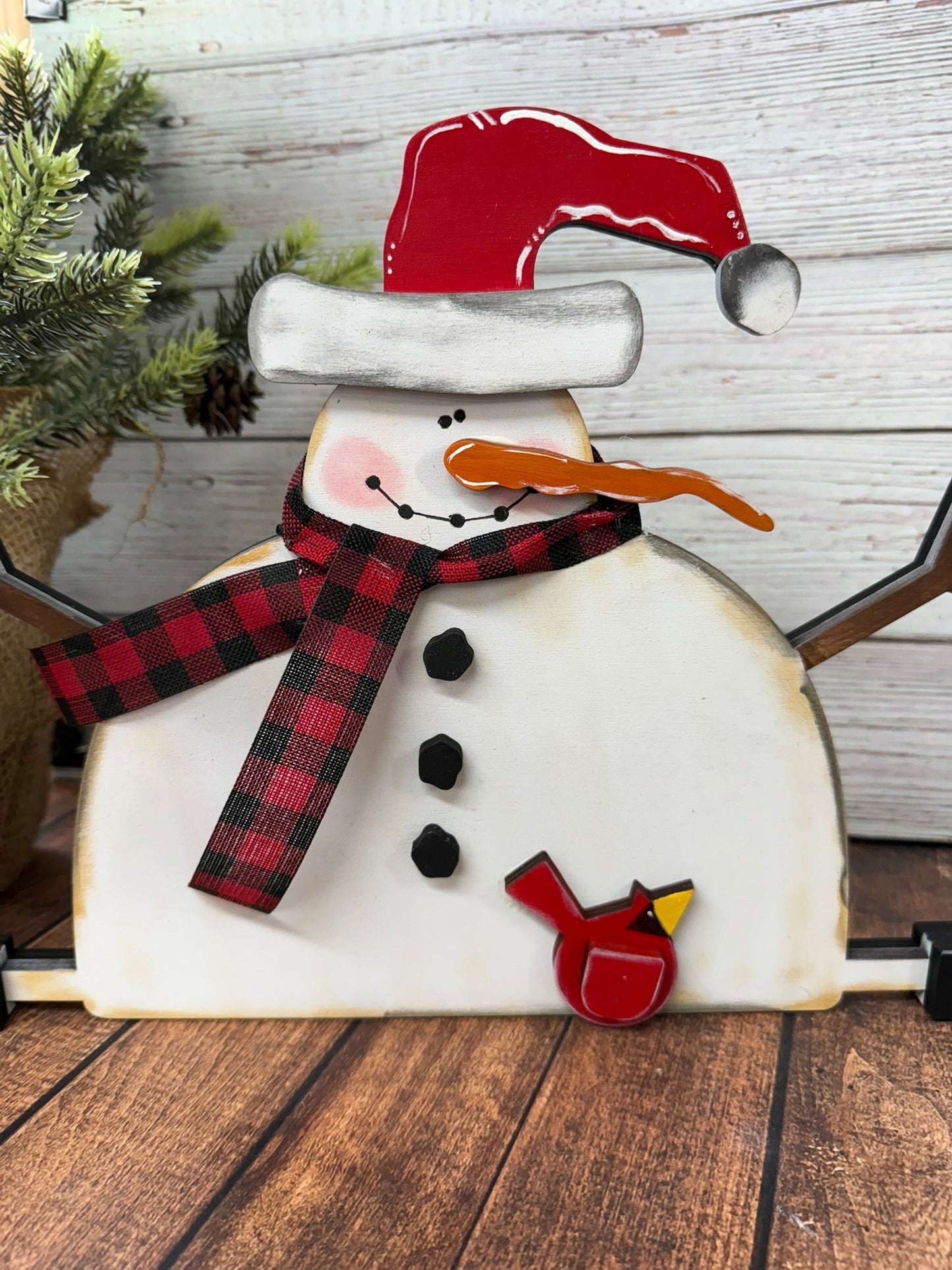 Prim Sitting Snowman - Nifty Decor & More