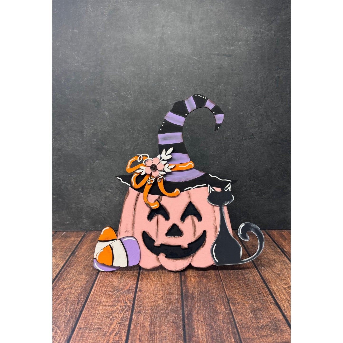 Pumpkin w/Witch Hat