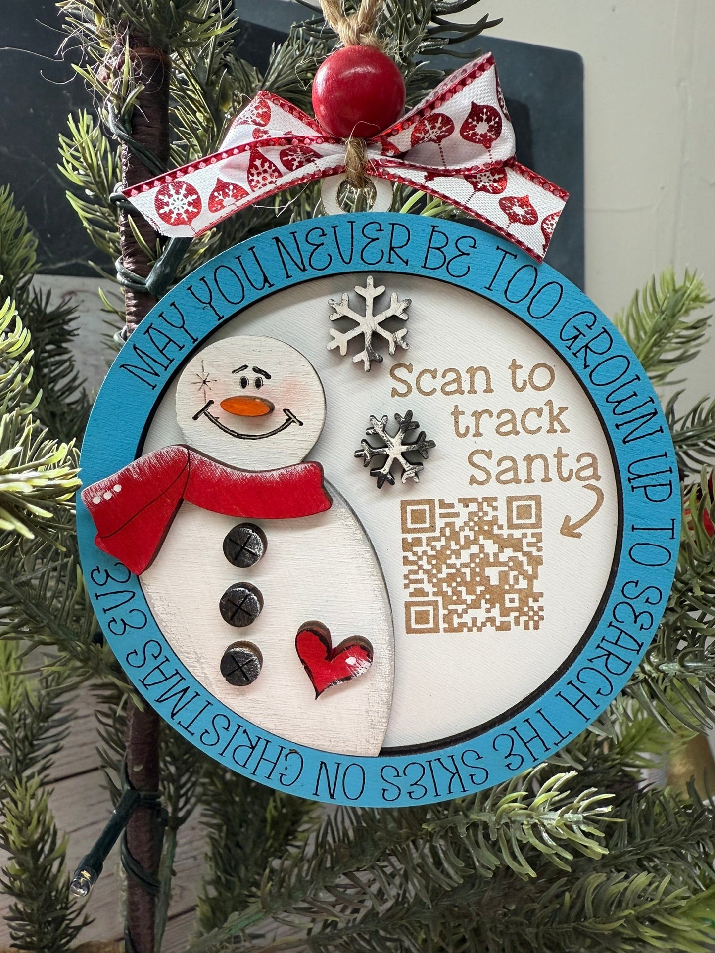 Santa Tracker Ornaments - Nifty Decor & More