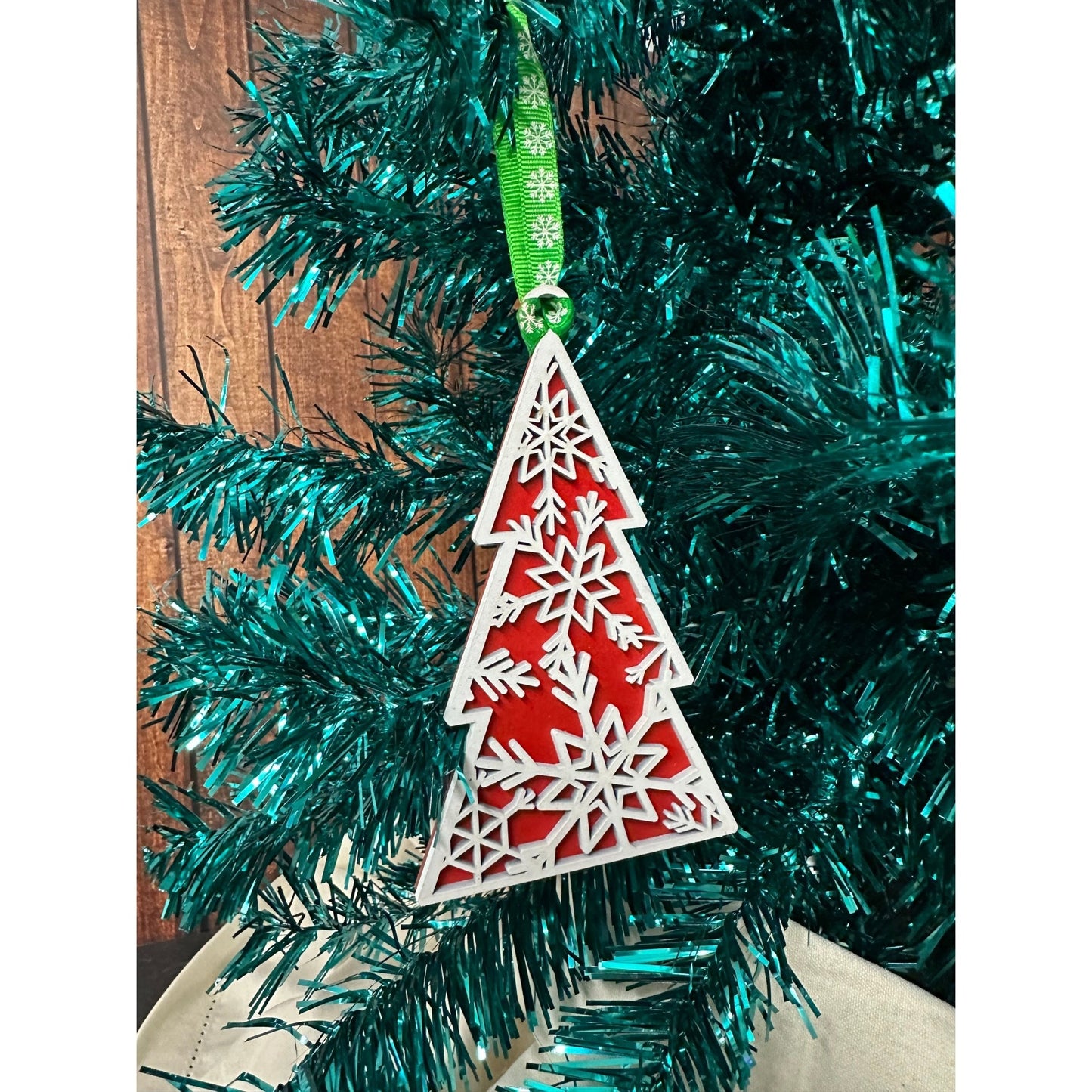 Snowflake Christmas Tree Ornaments - Nifty Decor & More