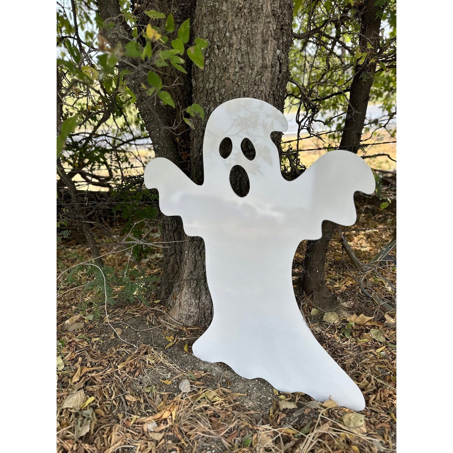 Spooky Ghost Metal Yard Art Halloween Decor Small