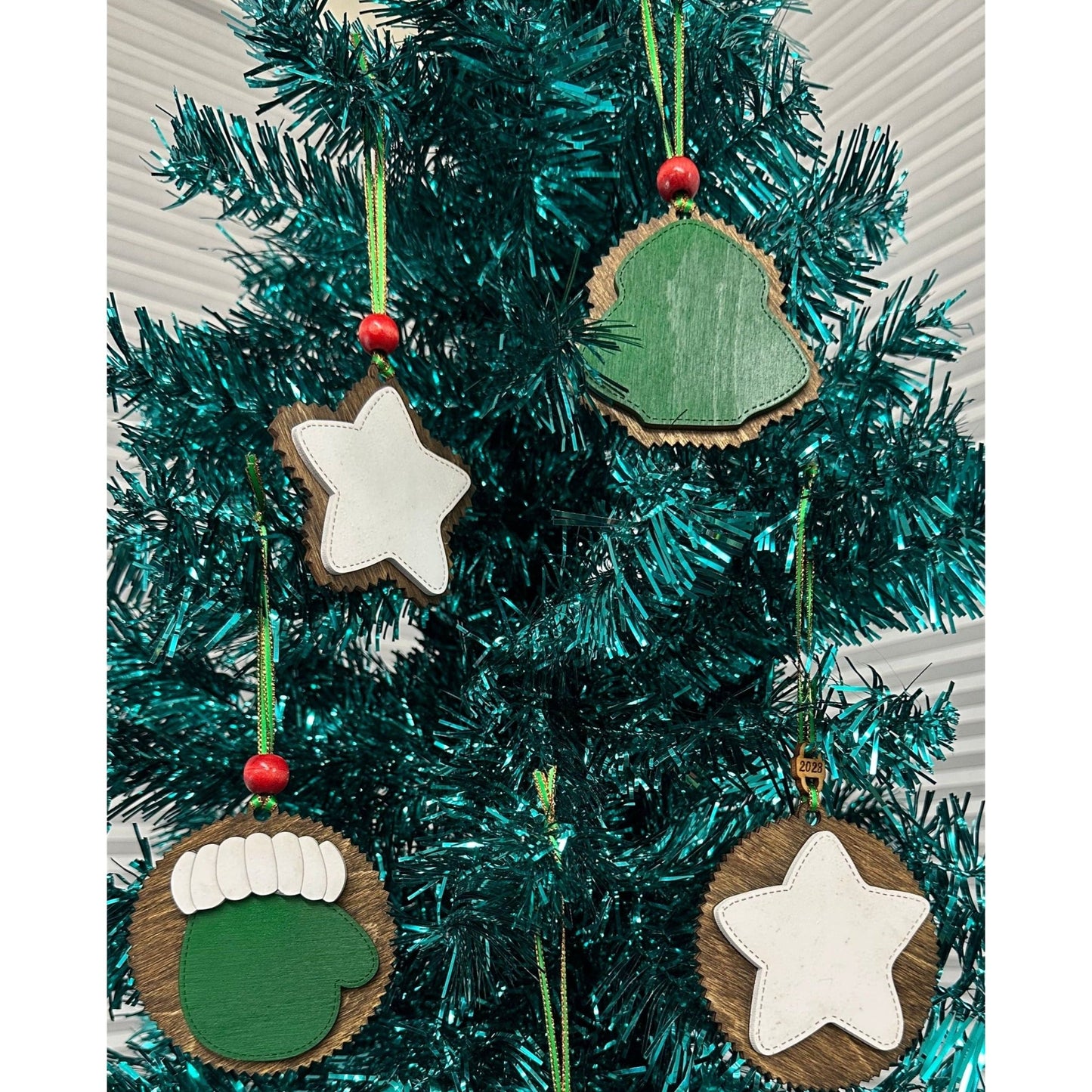 Stitched Christmas Ornaments - Nifty Decor & More