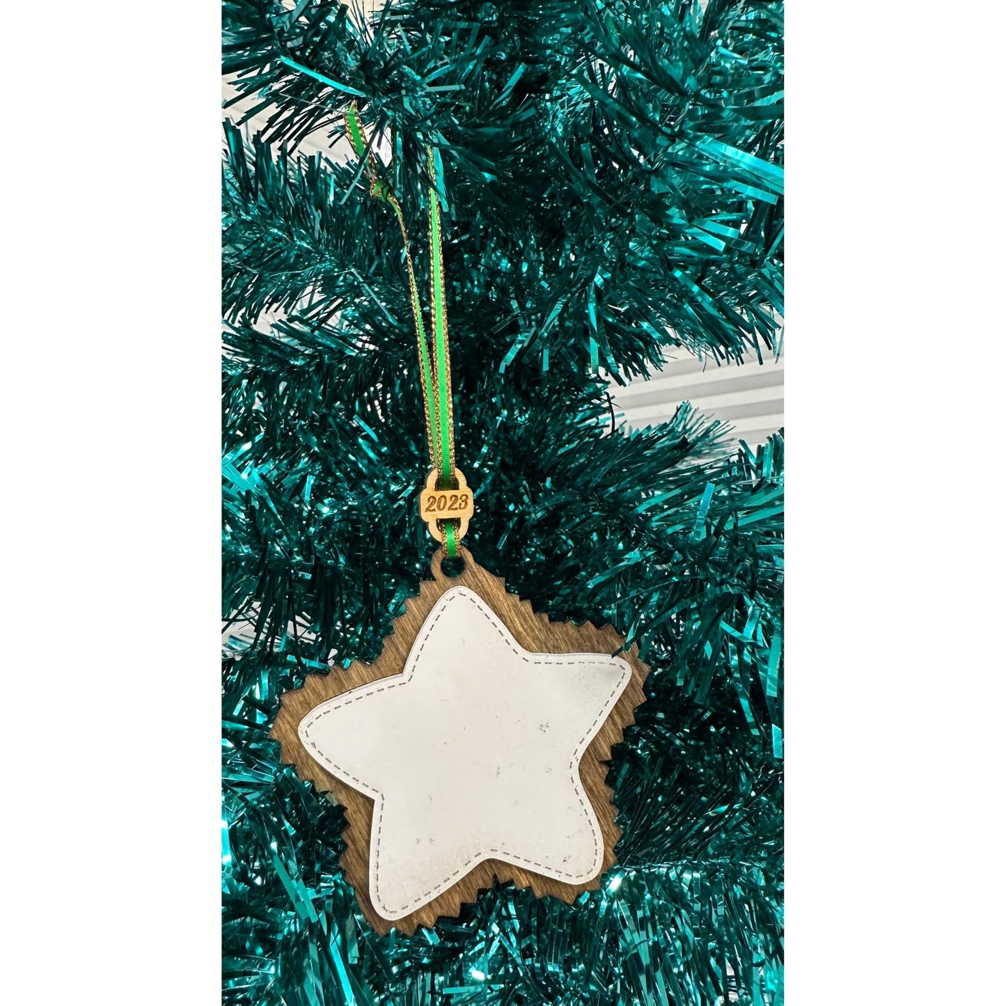 Stitched Christmas Ornaments - Nifty Decor & More