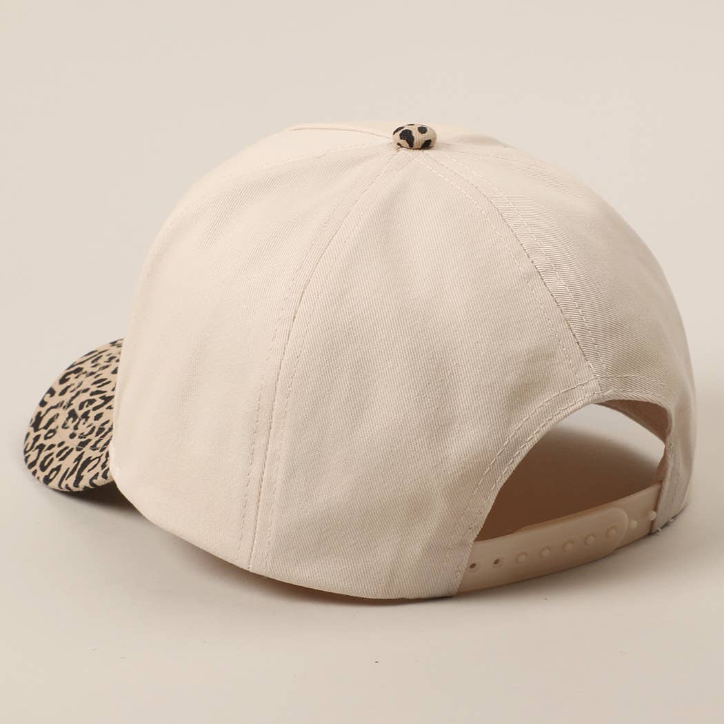 TEXAS Embroidery Leopard Two-Tone Trucker Hat, Chic Cowgirl Vibes for Everyday Wear, Ideal Gift for Texas Lovers & Fashionistas