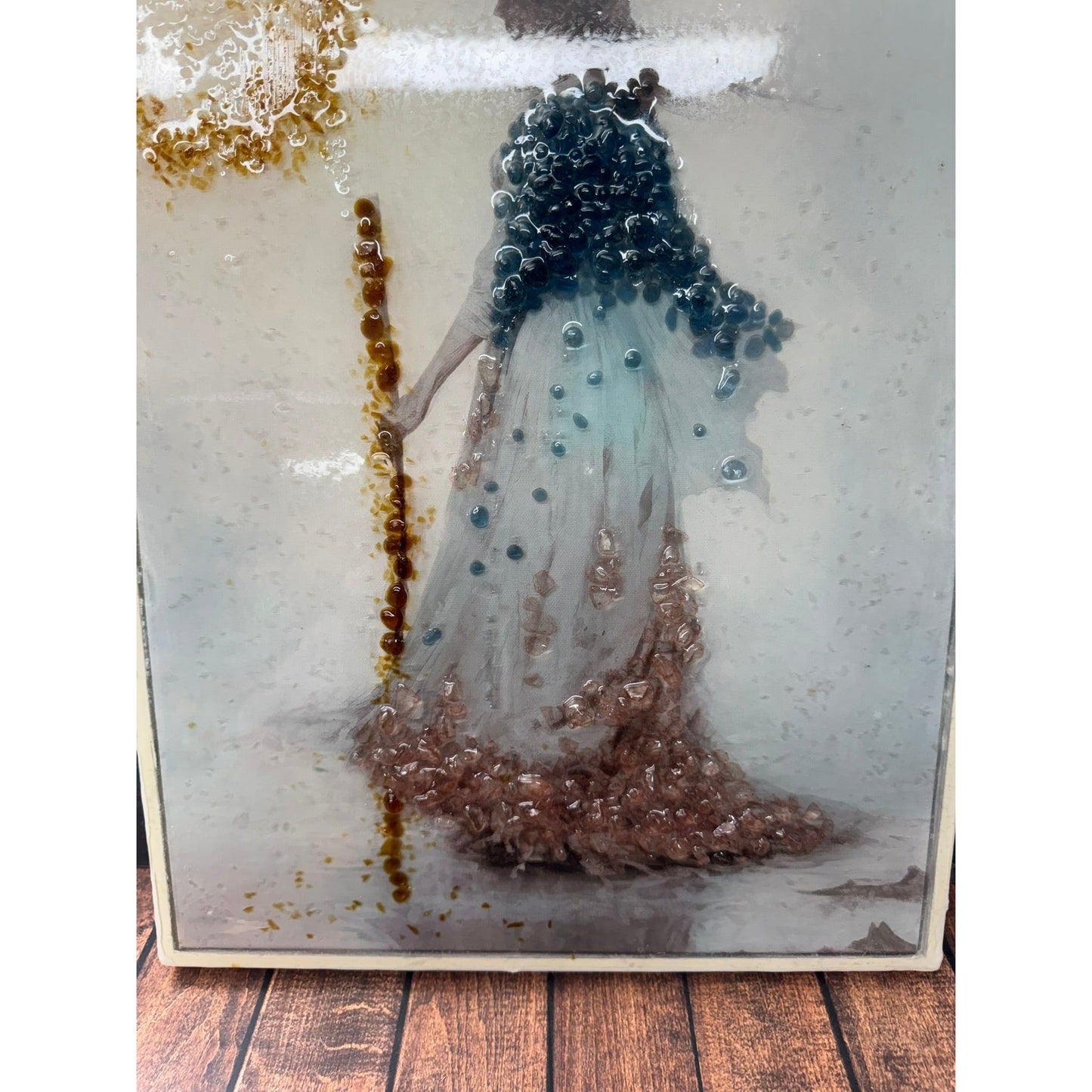 v with Crushed Glass, Spooky Decor for Witchy Homes & Halloween Gifting Resin