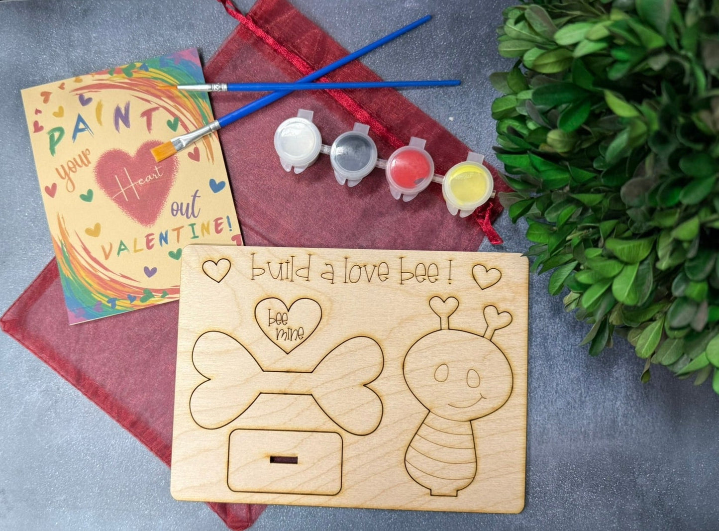 Valentine's Day Paint Kit - Nifty Decor & More