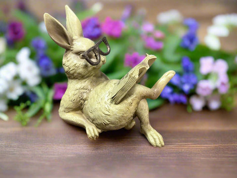 Spring Garden Critters: Charming Resin Figurines for Outdoor Decor, Home Accents, Perfect for Garden Lovers & Collectors Rabbit