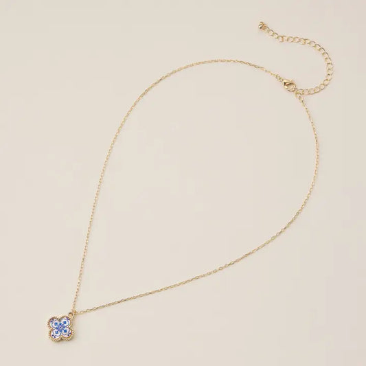 Shell Charm Pendant Necklace with Gold Chain Blue/Flower