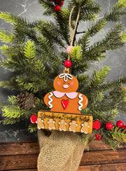 Grandma's Perfect Batch Ornament  5 Mini Gingerbread  