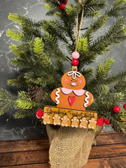 Grandma's Perfect Batch Ornament  6 Mini Gingerbread  