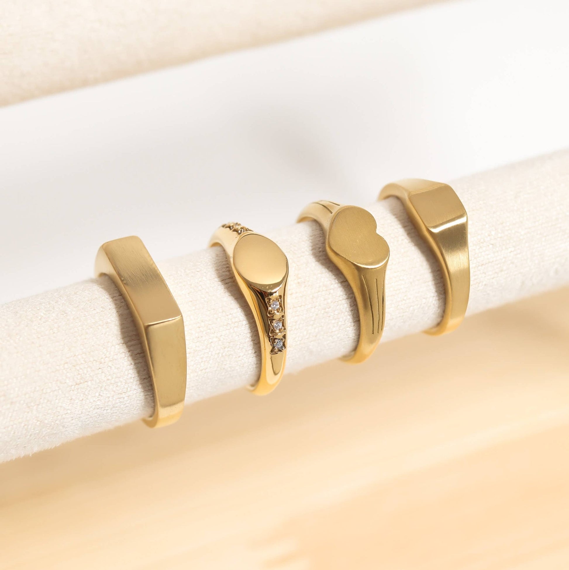 18k Gold PVD Coated Stainless Steel Blank Engravable Horizontal Rectangle Signet Ring