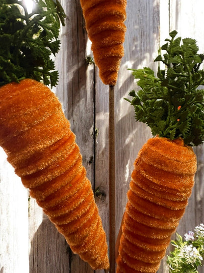 28" Carrot Spray - Artificial Easter Decoration for Spring, Vibrant Faux Carrot Bouquet, Perfect for Holiday Centerpieces & Home Decor