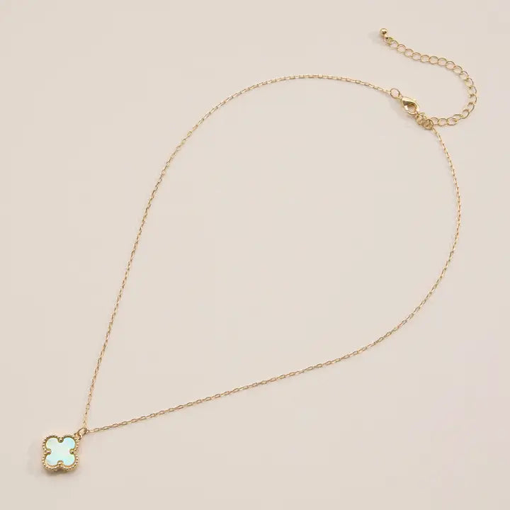 Shell Charm Pendant Necklace with Gold Chain Light Green
