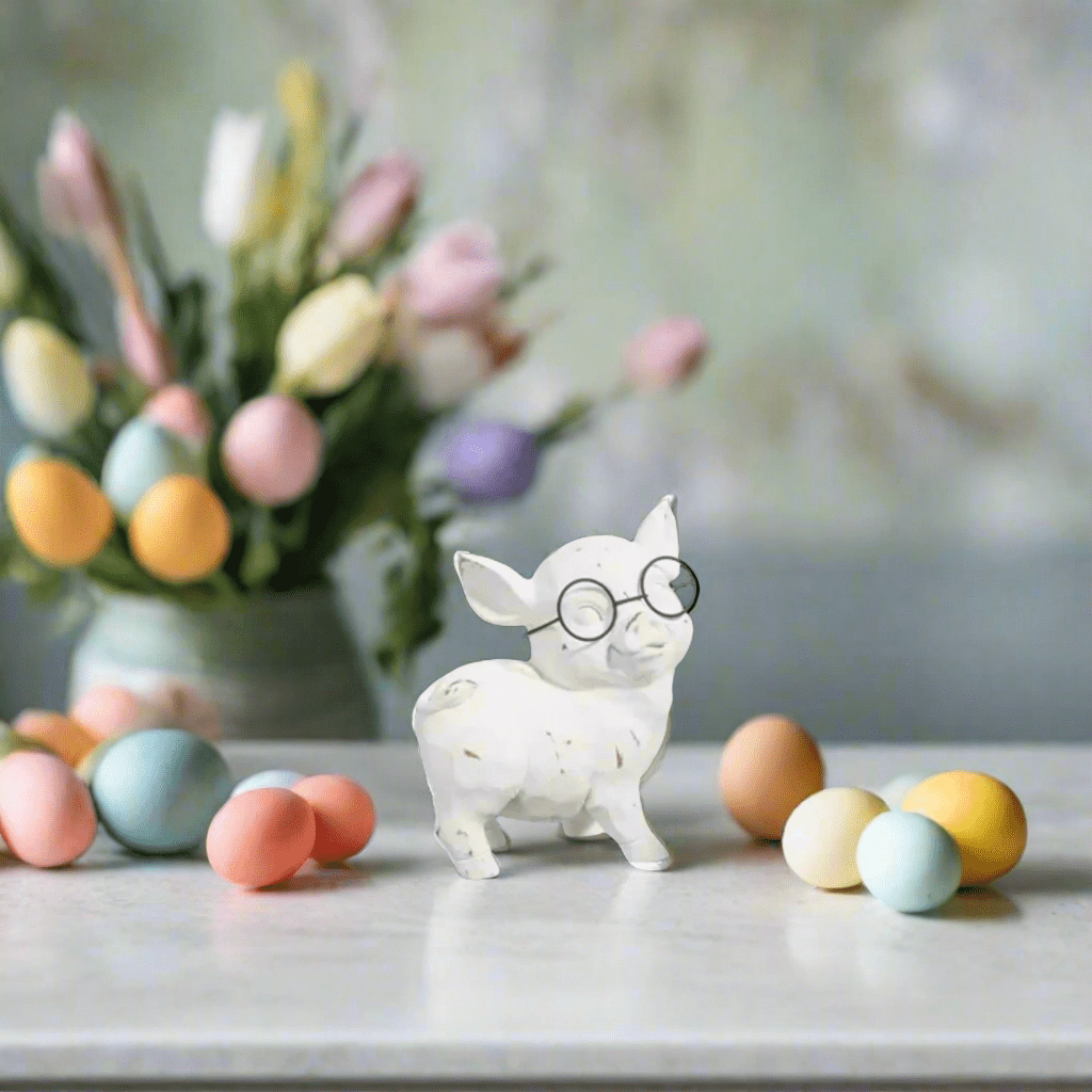 6.5" Pig with Glasses - Nifty Decor & More
