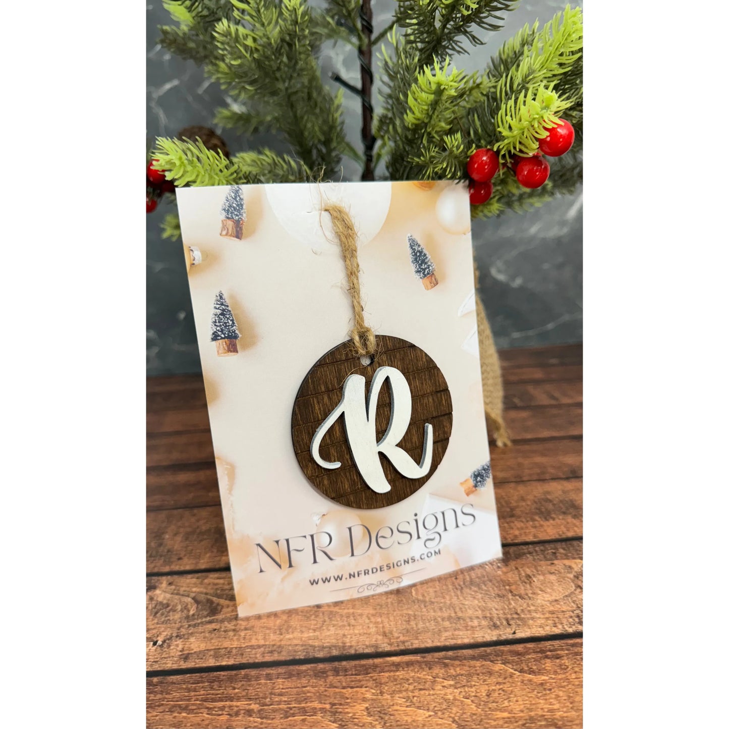 Shiplap Initial Christmas Ornament - Cursive Font Christmas Ornament R - Cursive White letter/Dark backing 