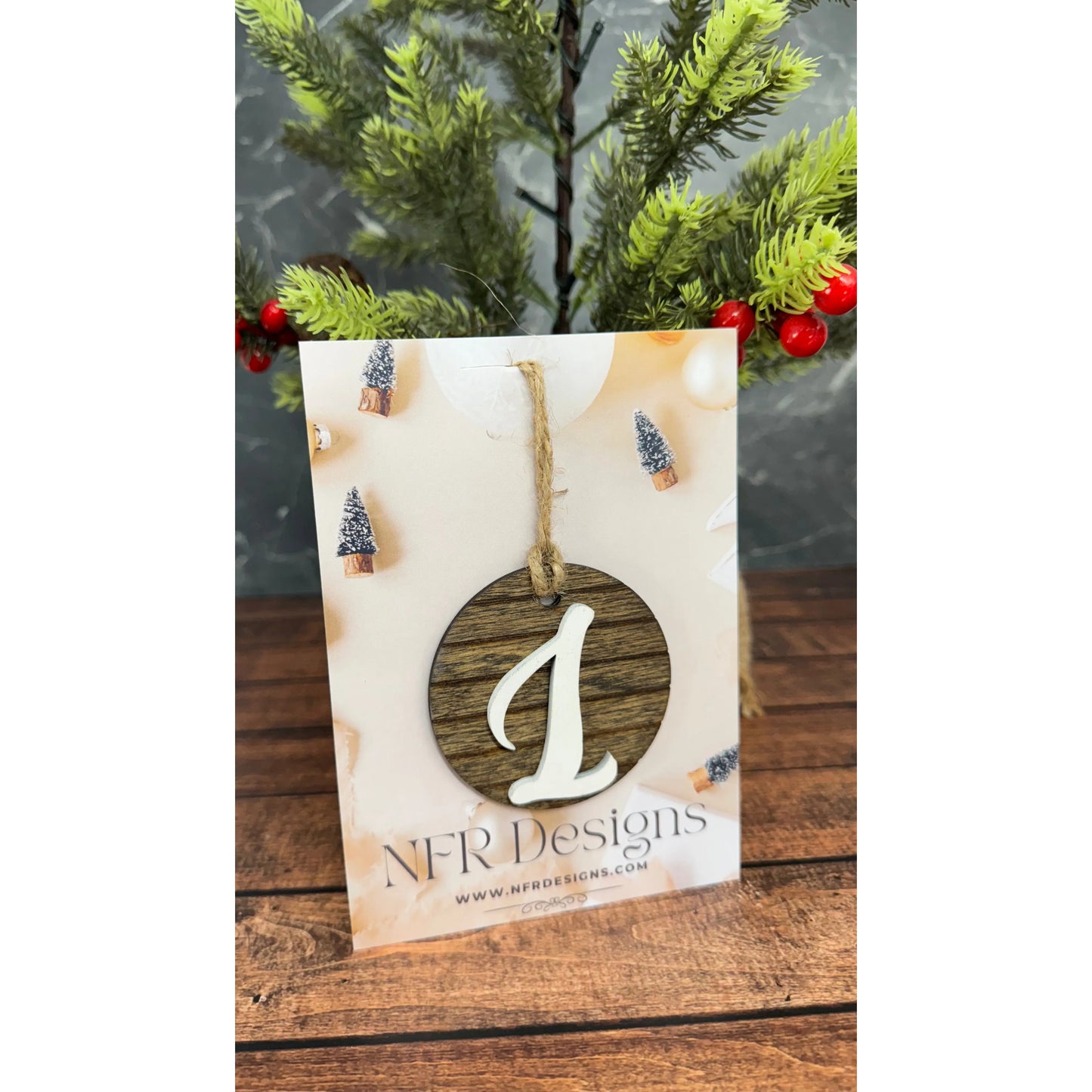 Shiplap Initial Christmas Ornament - Cursive Font Christmas Ornament L - Cursive White letter/Dark backing 