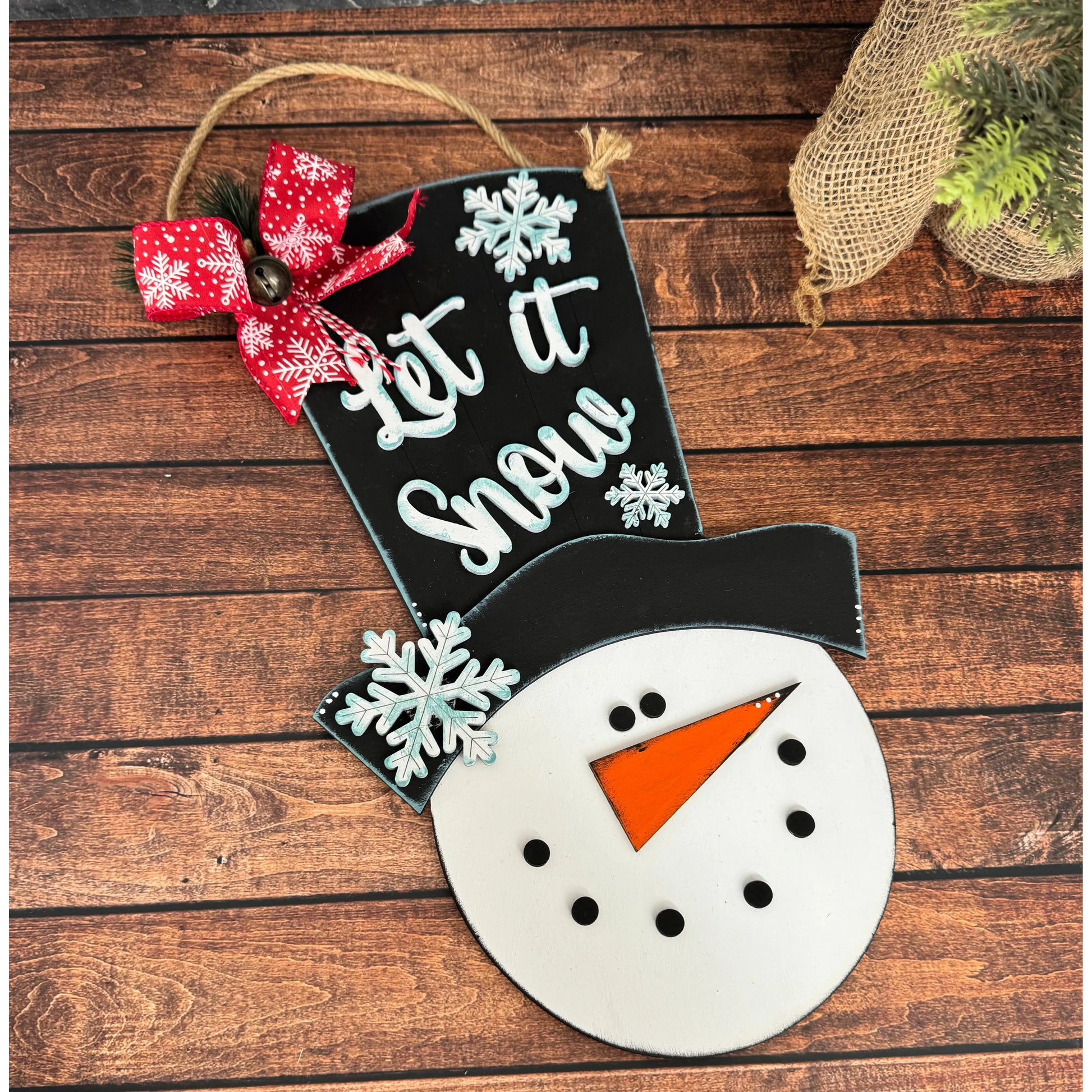 Let it Snow Snowman Sign Christmas Wall Décor   