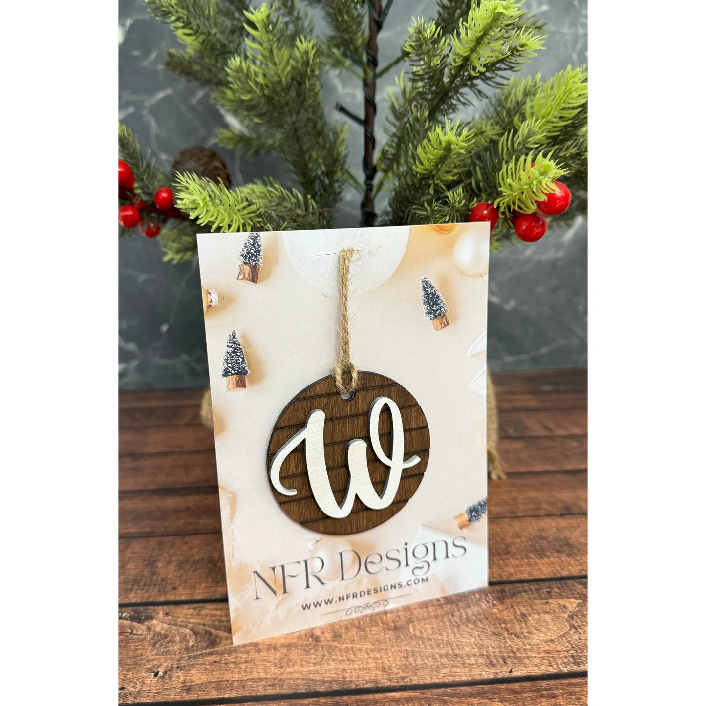 Shiplap Initial Christmas Ornament - Cursive Font Christmas Ornament W - Cursive White letter/Dark backing 