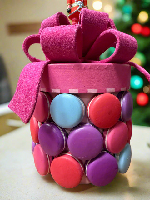 Lux Berries And Balsam 14 OZ Gift Box Candle Candle Holder