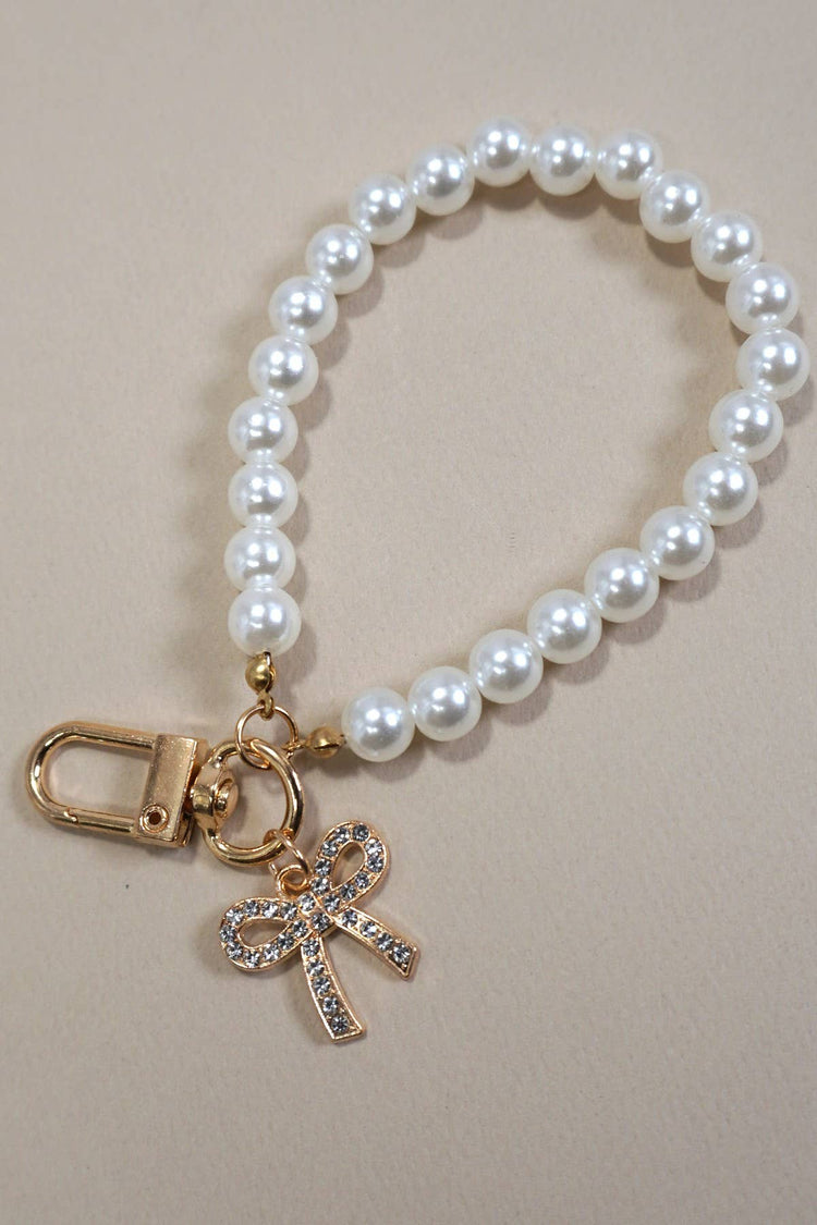 Pearl Bow Heart Seashell Keychain, Chic Bag Charm for Everyday Style, Adorable Gift for Her, Summer Beach Vibes Essential Keychains
